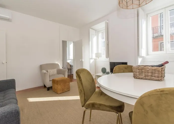 Live Like A Local @ Casa Da Esquina - Wifi & A/c * Lisboa