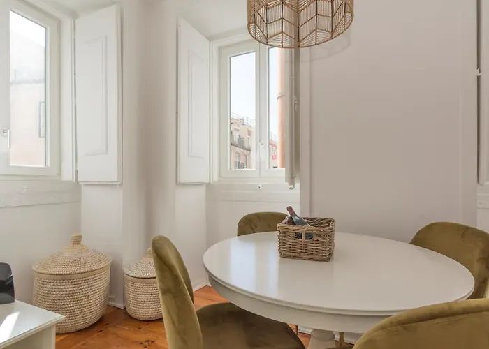 Live Like A Local @ Casa Da Esquina - Wifi & A/c * Lizbona
